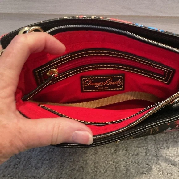 Dooney & Bourke Black Multicolor Bag - Picture 8 of 11